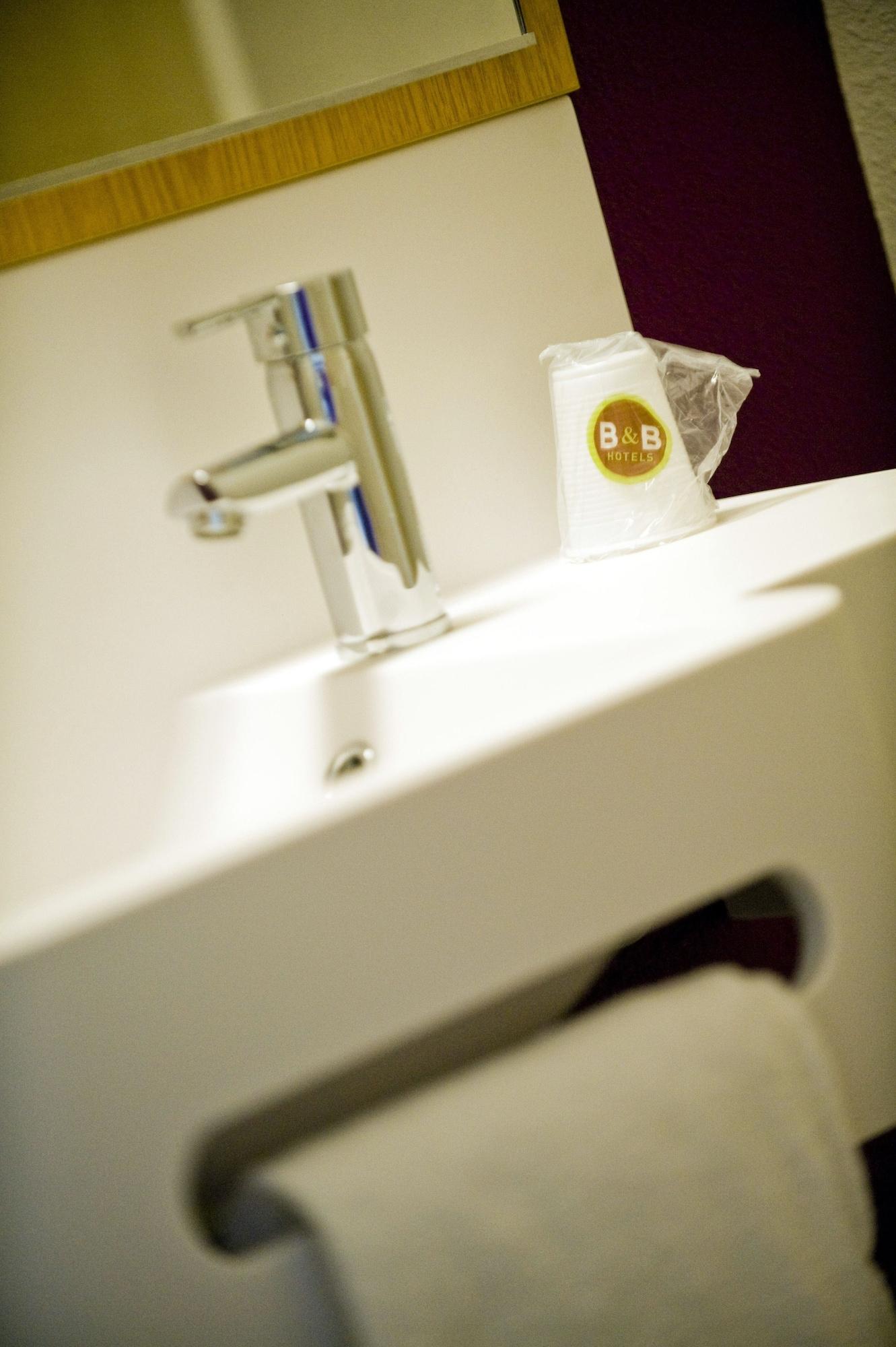 B&B Hotel Niort Marais Poitevin Est מראה חיצוני תמונה